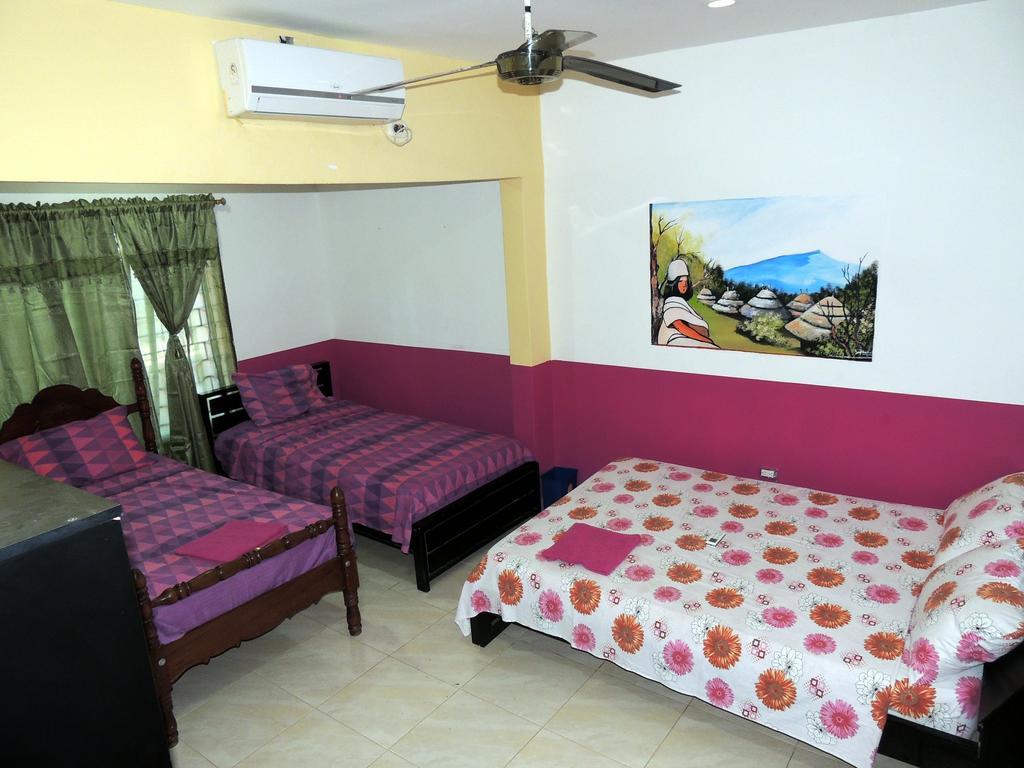 Hotel Turispanish Santa Marta  Bagian luar foto